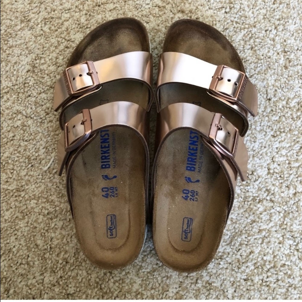 Copper Birkenstocks size 40 rare color!